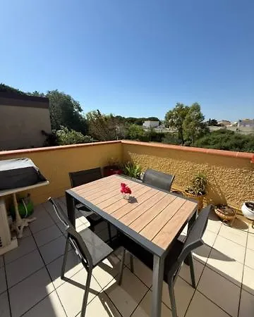 Lägenhet Port Et A Pied, Terrasse, Clim Et Parking